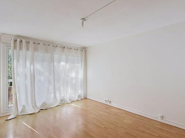 Appartement à louer 1 pièce • Tremblay en France