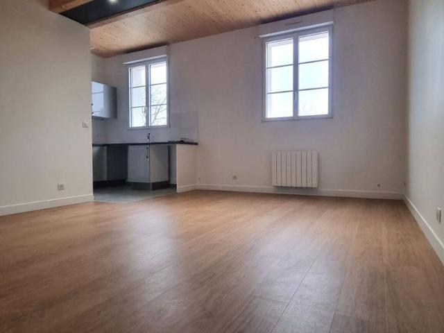 Appartement à louer 1 pièce • Vignely