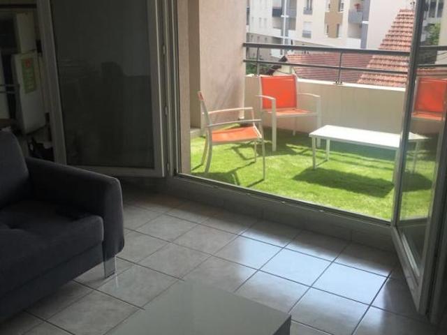 Appartement À Louer