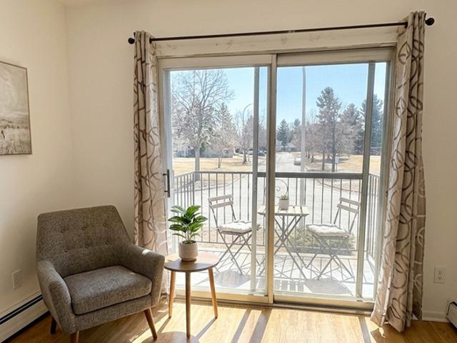 Appartement à Louer 2557 rue de la laurentie, Les Nations Sherbrooke 13 photos | Logis Québec