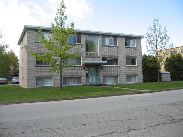 Appartement à Louer 2560 RUE BONIN, Mont Bellevue Sherbrooke 6 photos | Logis Québec