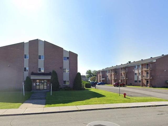 Appartement à Louer 265 Rue Simonds S Granby J2J 2C1, Granby 10 photos | Logis Québec