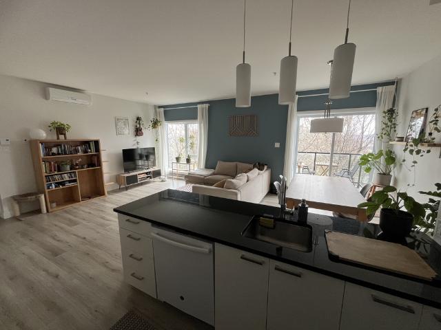 Appartement à Louer 2680 chemin Ste Foy, app. 215, Sainte Foy/Sillery/Cap Rouge Québec 21 photos | Logis Québec