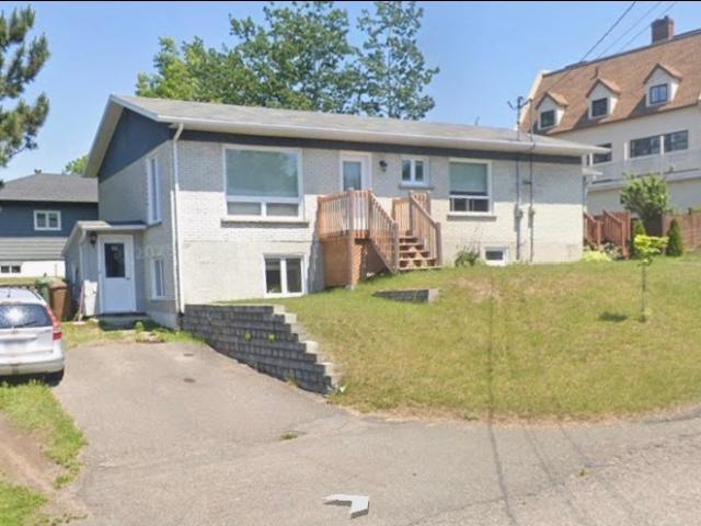 Appartement à Louer 287 Rue D’Amours, Cacouna 7 photos | Logis Québec