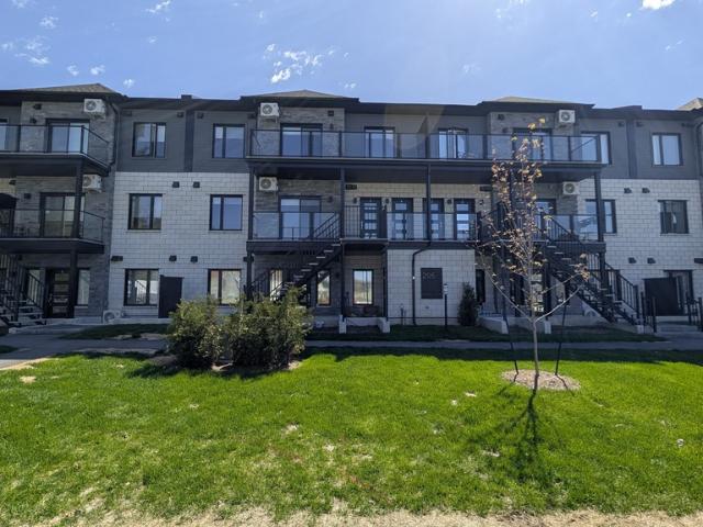 Appartement à Louer 295 Rue Elisabeth Chauvin, Buckingham Gatineau 31 photos | Logis Québec