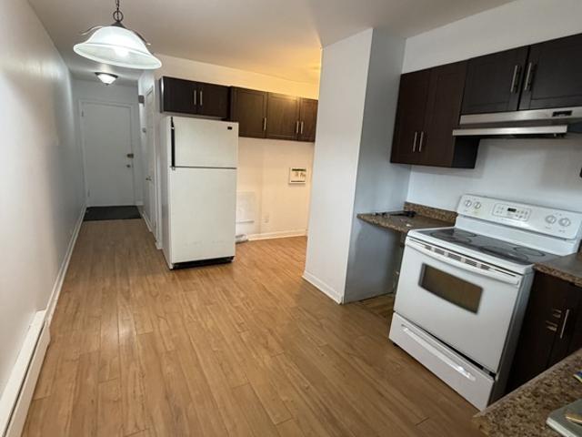 Appartement à Louer 2970 Avenue Sarrazin, Québec,, La Cité Limoilou Québec 6 photos | Logis Québec