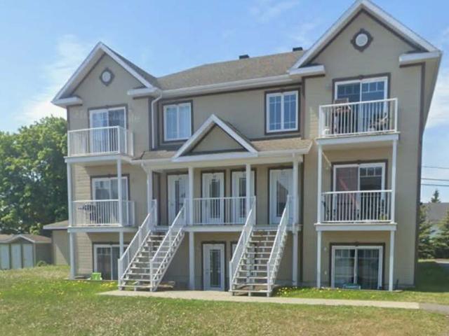 Appartement à Louer 20 rue ludger sirois, Rivière du Loup 12 photos | Logis Québec
