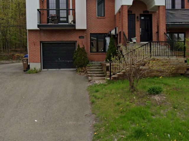 Appartement à Louer 2169 rue Schulz, Saint Jérôme 14 photos | Logis Québec
