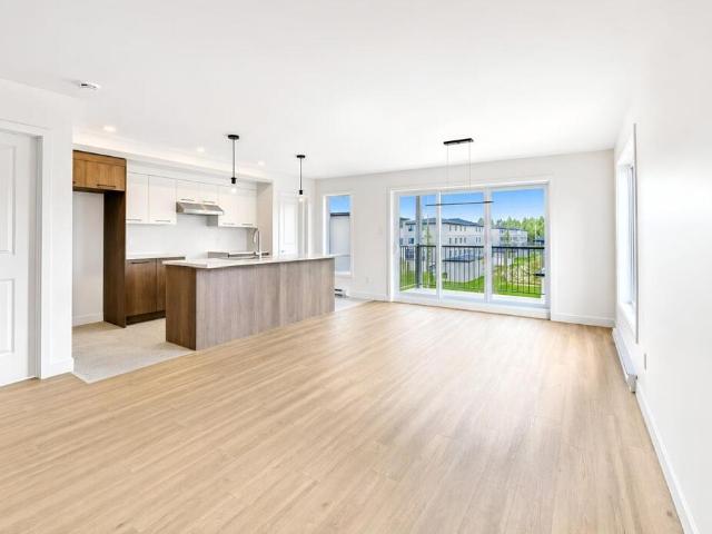 Appartement à Louer 2200 Rue du Tourteau, Lévis, QC G6J 0M2, Canada, Les Chutes de la Chaudière Ouest Lévis 12 photos | Logis Québec