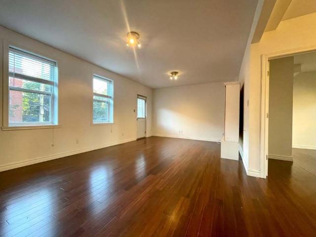 Appartement à Louer 2364 Rue Knox, Le Sud Ouest Montréal 9 photos | Logis Québec