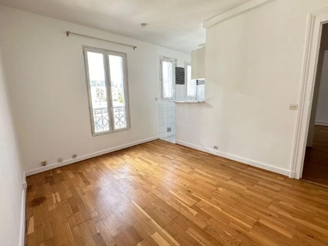 Appartement à louer 2 pièces • Maisons Alfort
