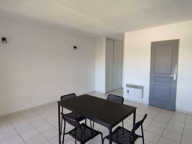 Appartement à louer 2 pièces • Manosque