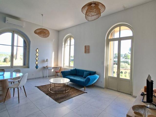 Appartement à louer 2 pièces • Manosque