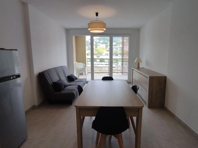 Appartement à louer 2 pièces • Manosque