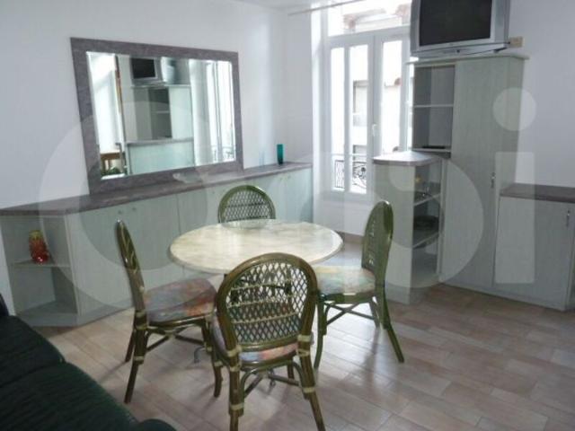 Appartement à louer 2 pièces • Marseille 8