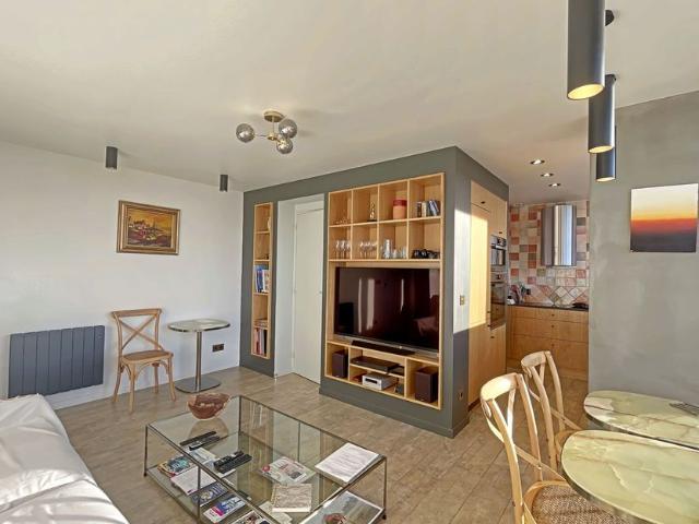 Appartement à louer 2 pièces • Marseille 9