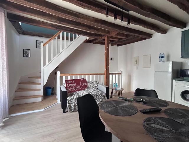 Appartement à louer 2 pièces • Mer