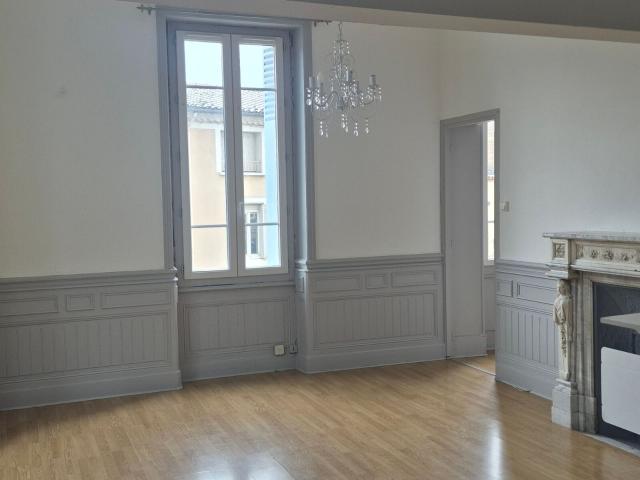 Appartement à louer 2 pièces • Montélimar