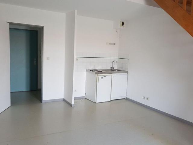 Appartement à louer 2 pièces • Nîmes