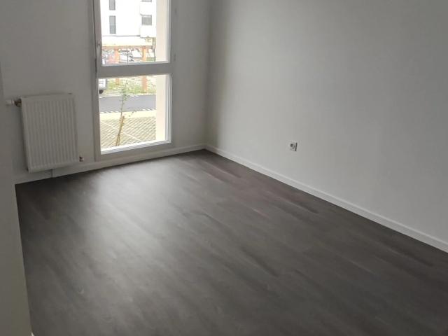 Appartement à louer 2 pièces • Othis