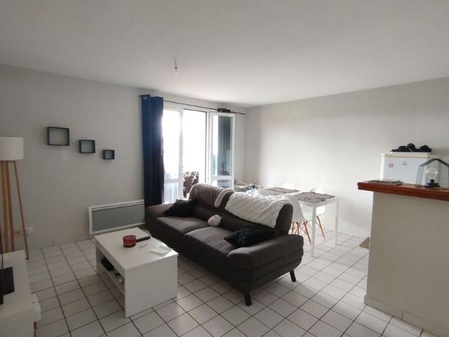 Appartement à louer 2 pièces • Aubenas