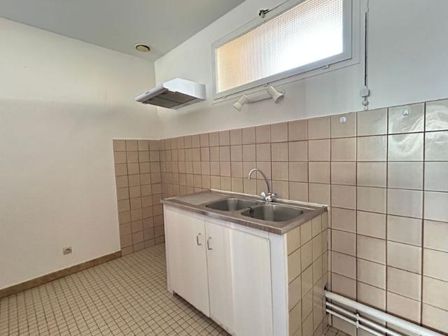 Appartement à louer 2 pièces • Aire sur l'Adour