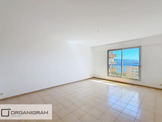Appartement à louer, 2 pièces Ajaccio 20000