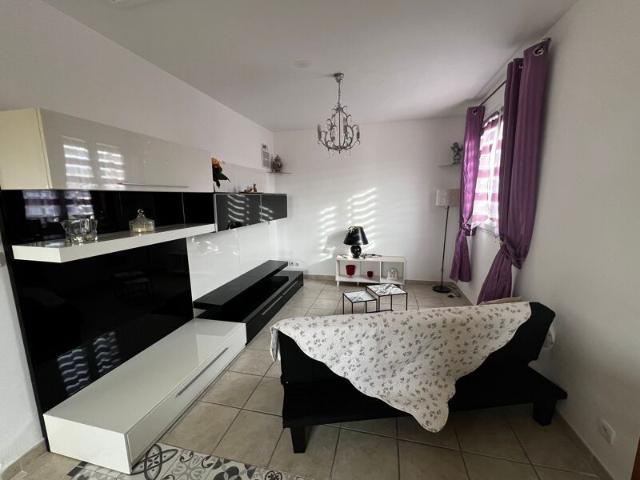 Appartement à louer 2 pièces • Arles