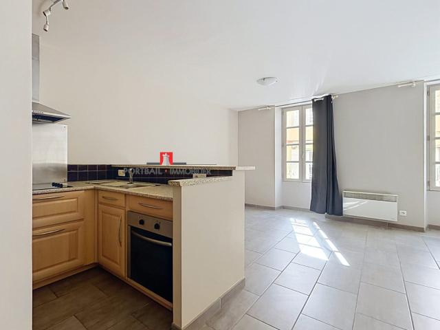 Appartement à louer, 2 pièces Blaye 33390