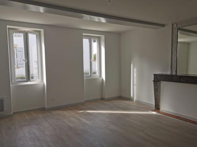 Appartement à louer 2 pièces • Campagne