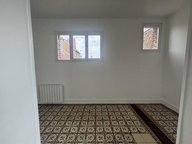 Appartement à louer, 2 pièces Chauny 02300