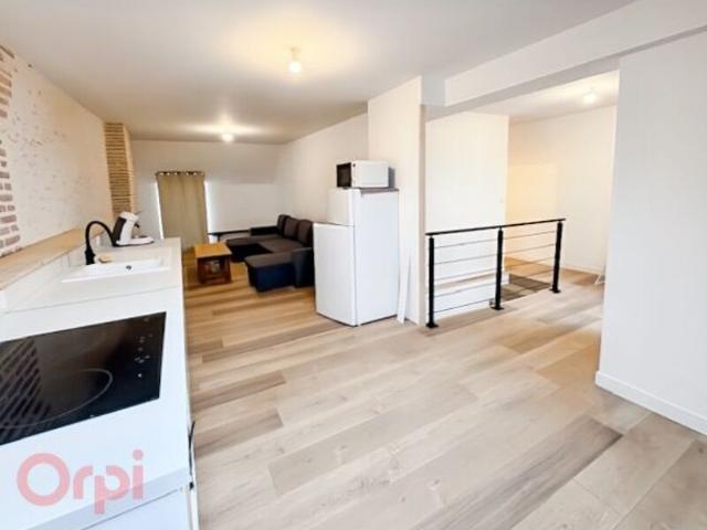 Appartement à louer 2 pièces • Contres
