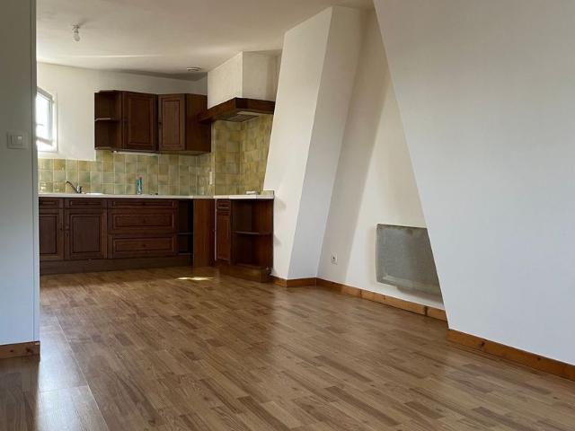 Appartement à louer 2 pièces • Damville