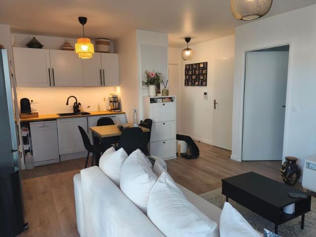 Appartement à louer 2 pièces • Évry