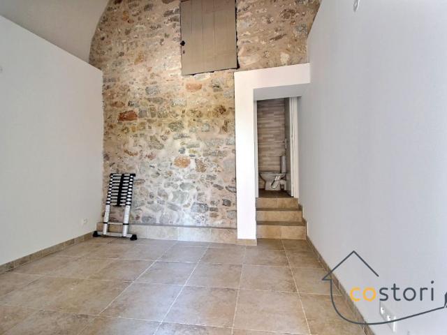 Appartement à louer, 2 pièces Flayosc 83780
