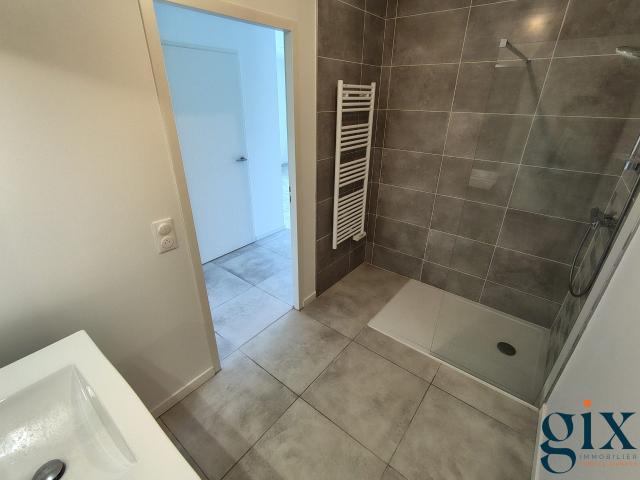 Appartement à louer, 2 pièces Gières 38610