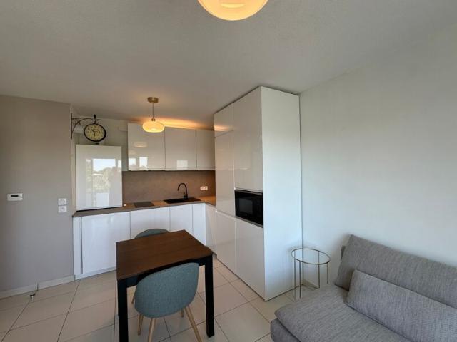 Appartement à louer 2 pièces • Gradignan