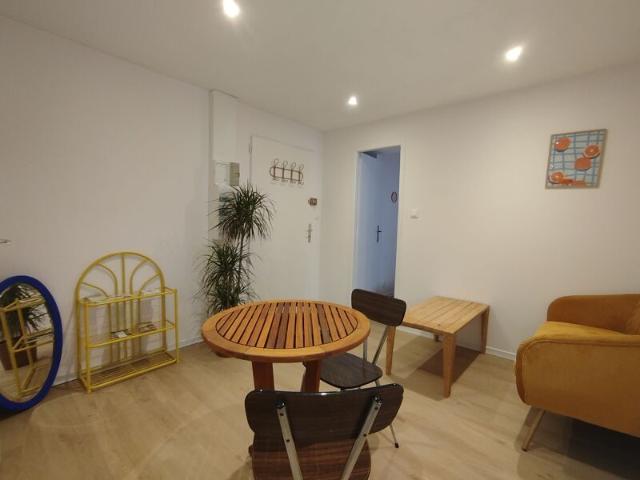 Appartement à louer 2 pièces • Joyeuse