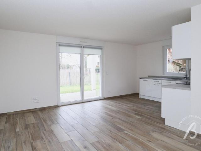Appartement à louer, 2 pièces LINGOLSHEIM 67380