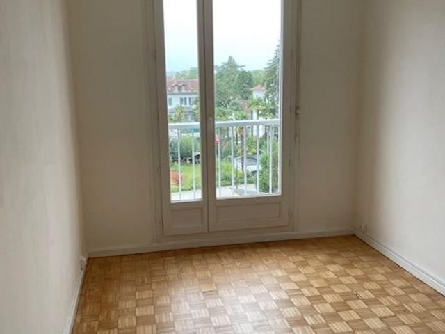 Appartement à louer, 2 pièces PAU 64000