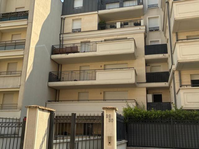 Appartement à louer 2 pièces • Rosny sous Bois