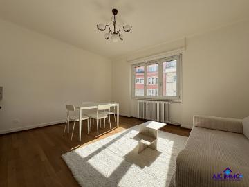 Appartement à louer à Place de la Gare Strasbourg - Balcon