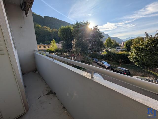 Appartement à louer, 2 pièces Saint martin le vinoux 38950