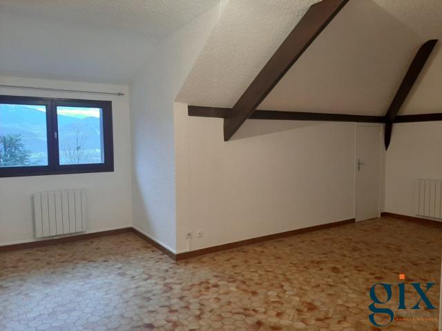 Appartement à louer, 2 pièces Saint Ismier 38330