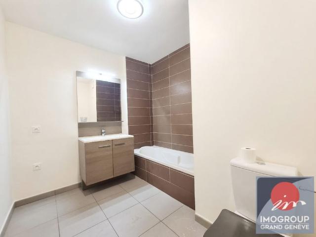 Appartement à louer, 2 pièces Sciez 74140