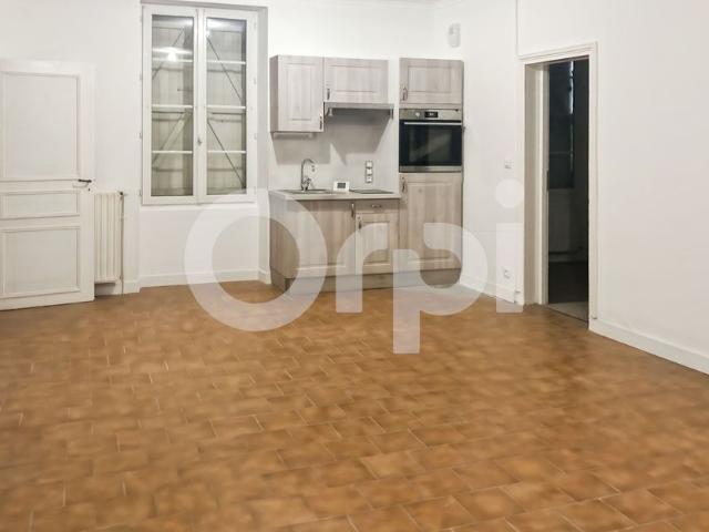 Appartement à louer 2 pièces • Senlis