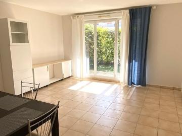 Appartement à louer 2 pièces • Sérézin du Rhône
