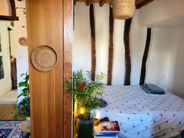 Appartement À Louer 2 PIECES VERSAILLES ORPI MARLY NOUALLET