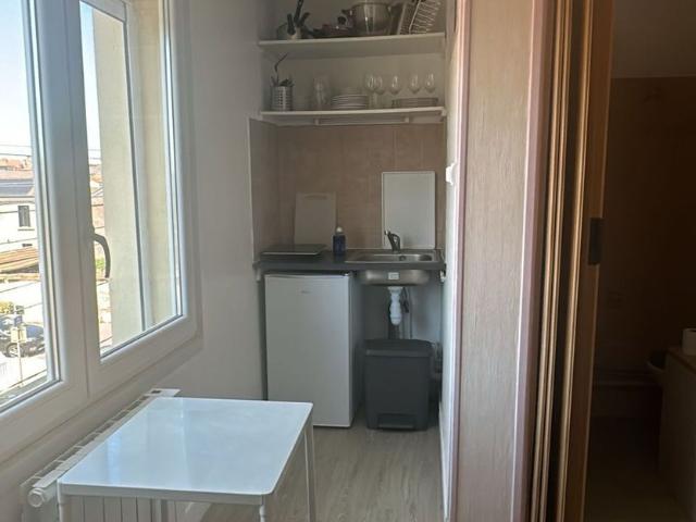 Appartement à louer 2 pièces • 13,87 m2 Dijon