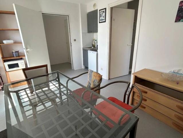 Appartement à louer 2 pièces 27.03m²